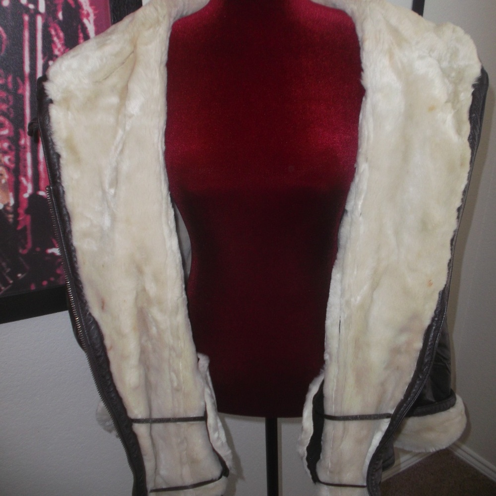 Wilson's Leather Jacket - Picture 8 of 8